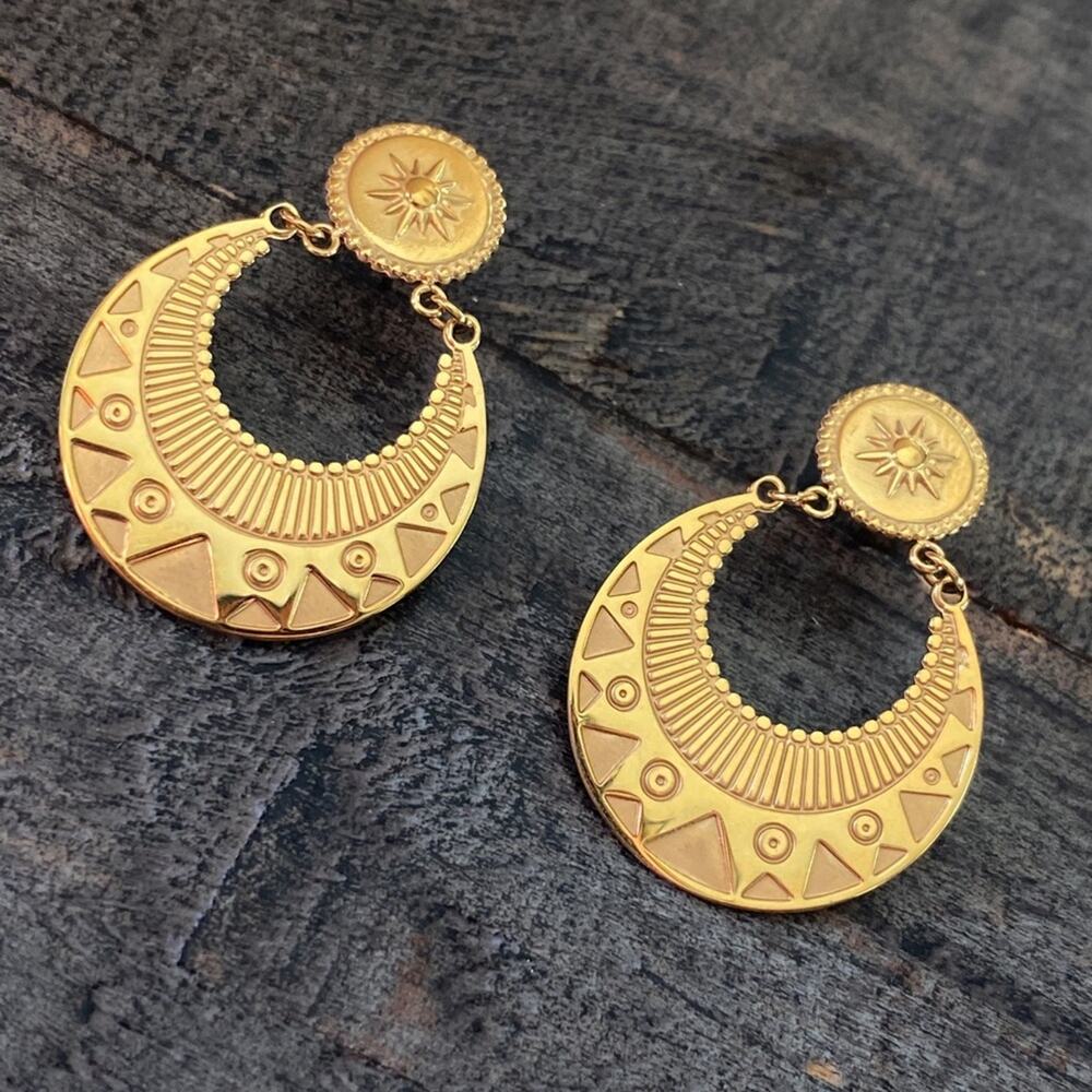 NEW Gold Textured Medallion Earrings